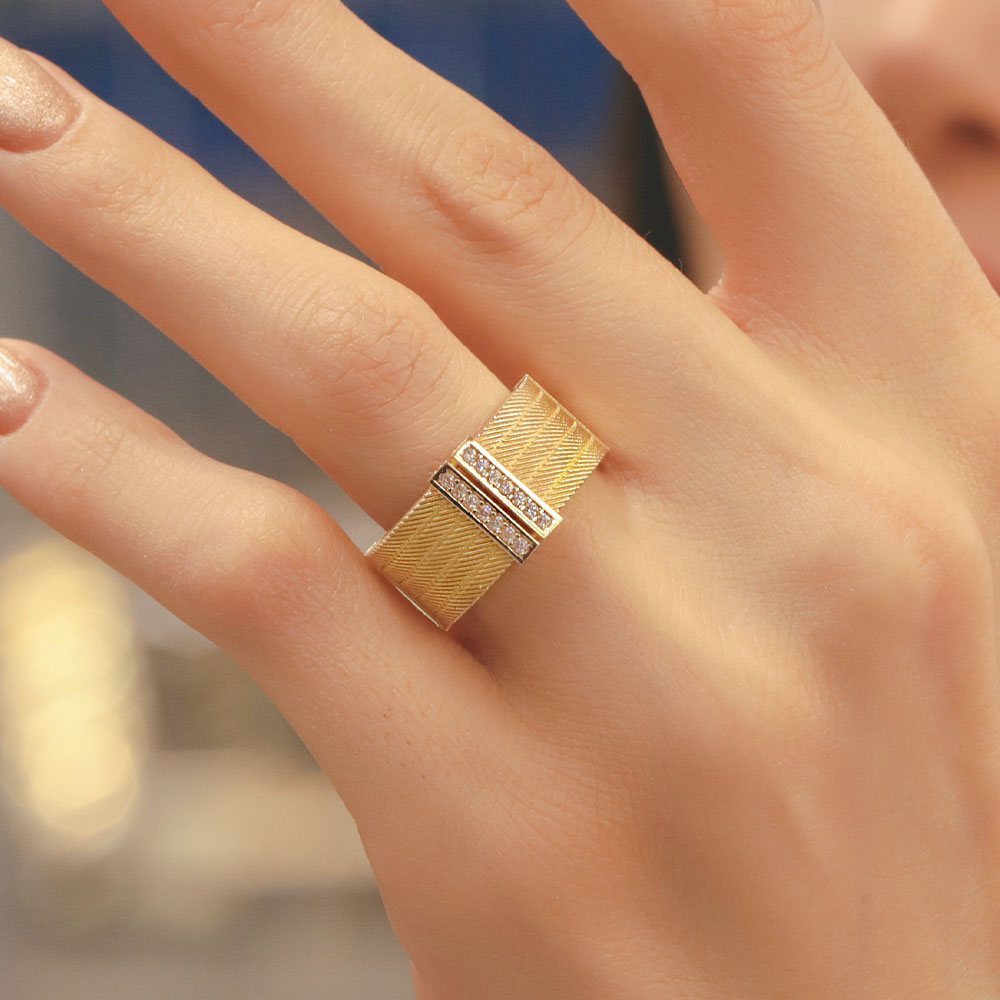 14 Ayar Altın Taş Detaylı Hasır Fantezi Yüzük