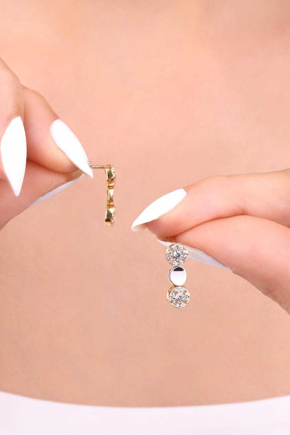 Sallantılı Küpe 14 Ayar Altın Taşlı Fantezi Küpe