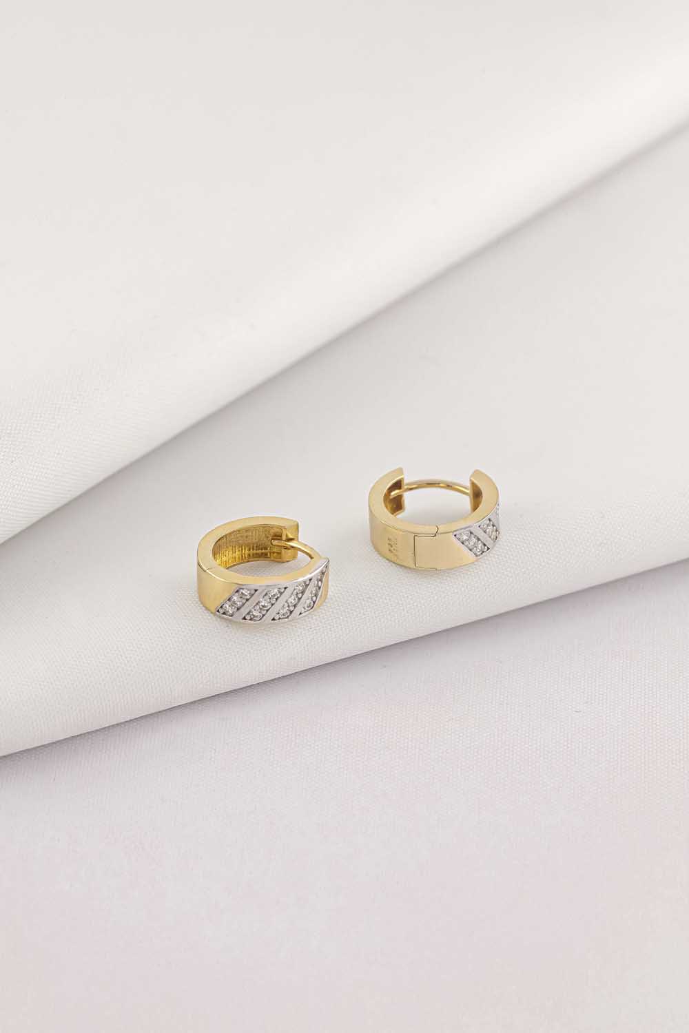 14 Ayar Altın Taşlı Küpe