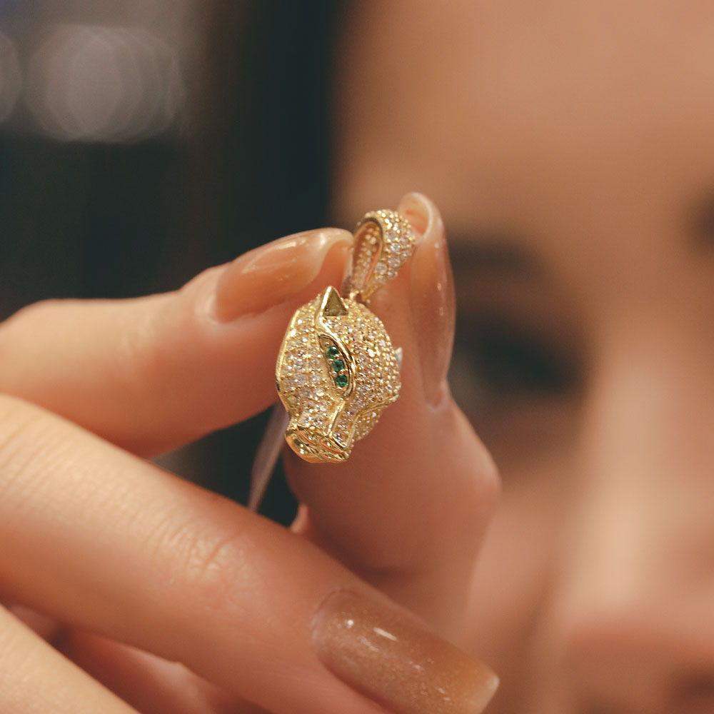 14 Ayar Altın Taşlı Panter Başlı Kolye Ucu