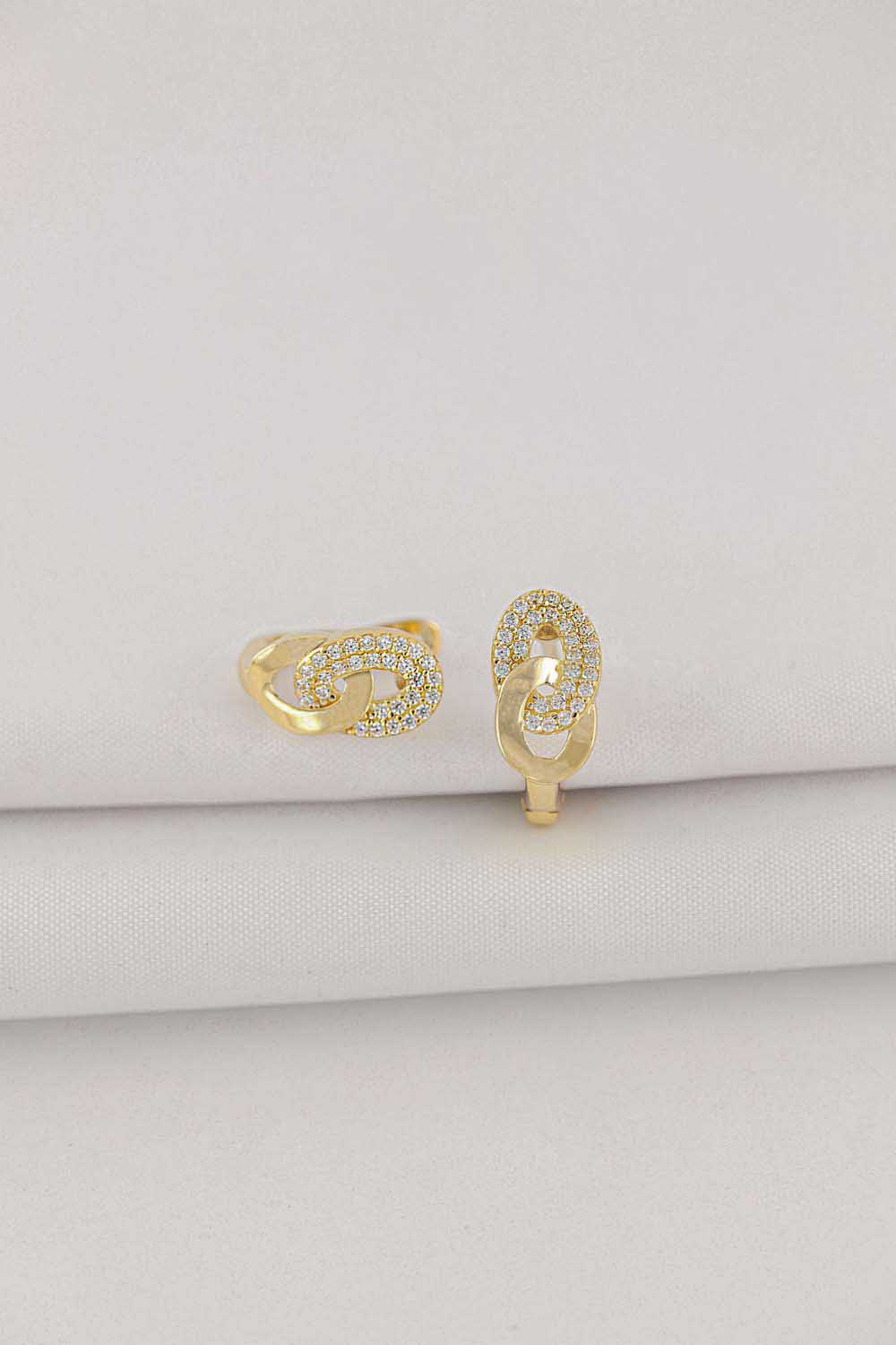 14 Ayar Altın Taşlı Tasarım Küpe