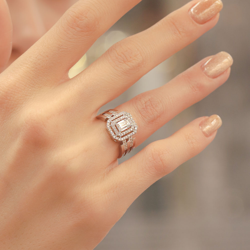 14 Ayar Altın Üç Kollu Baget Yüzük