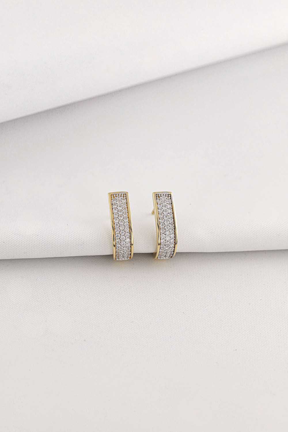 14 Ayar Altın Üç Sıra Taşlı Küpe