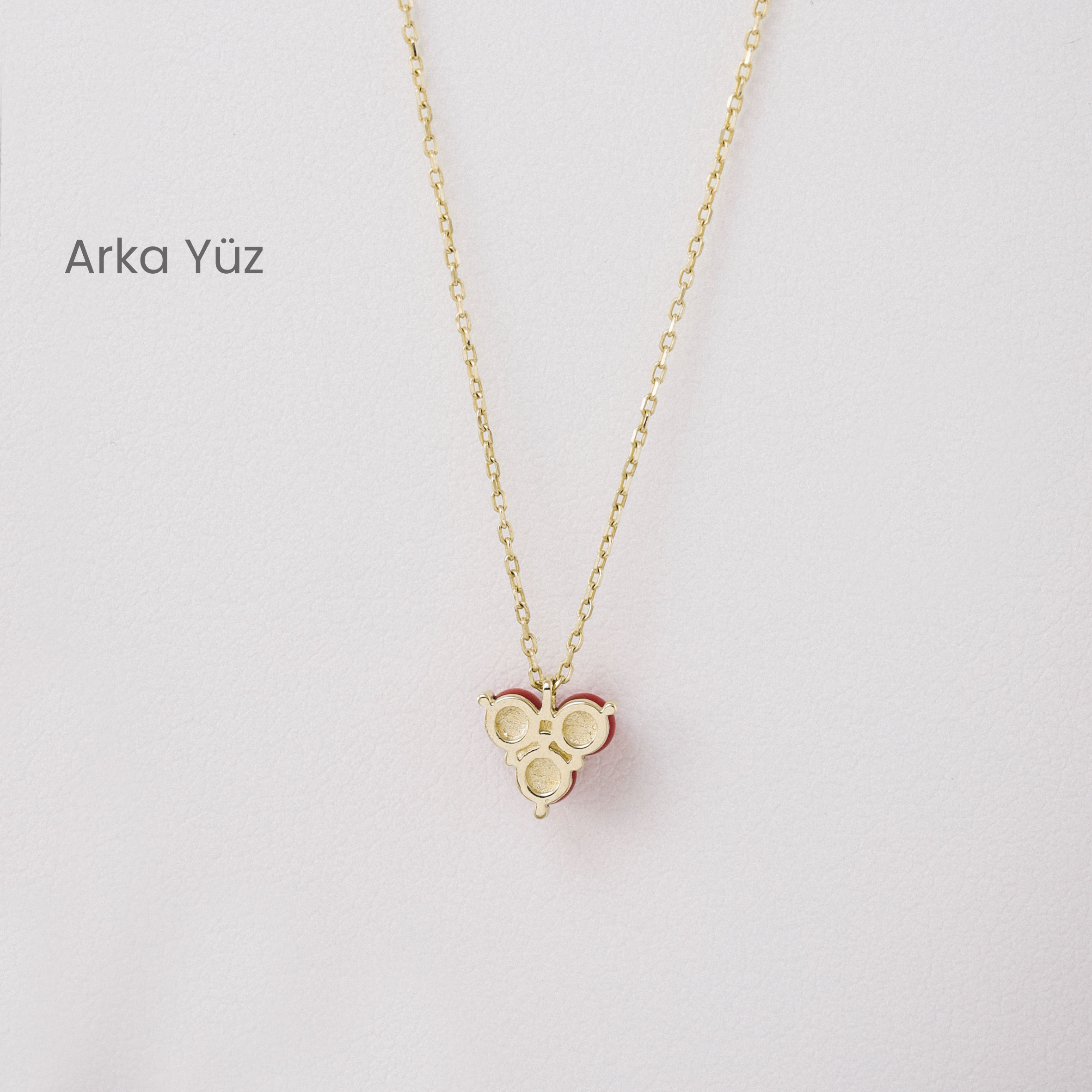 14 Ayar Altın Üçlü Kırmızı Mercan Kolye