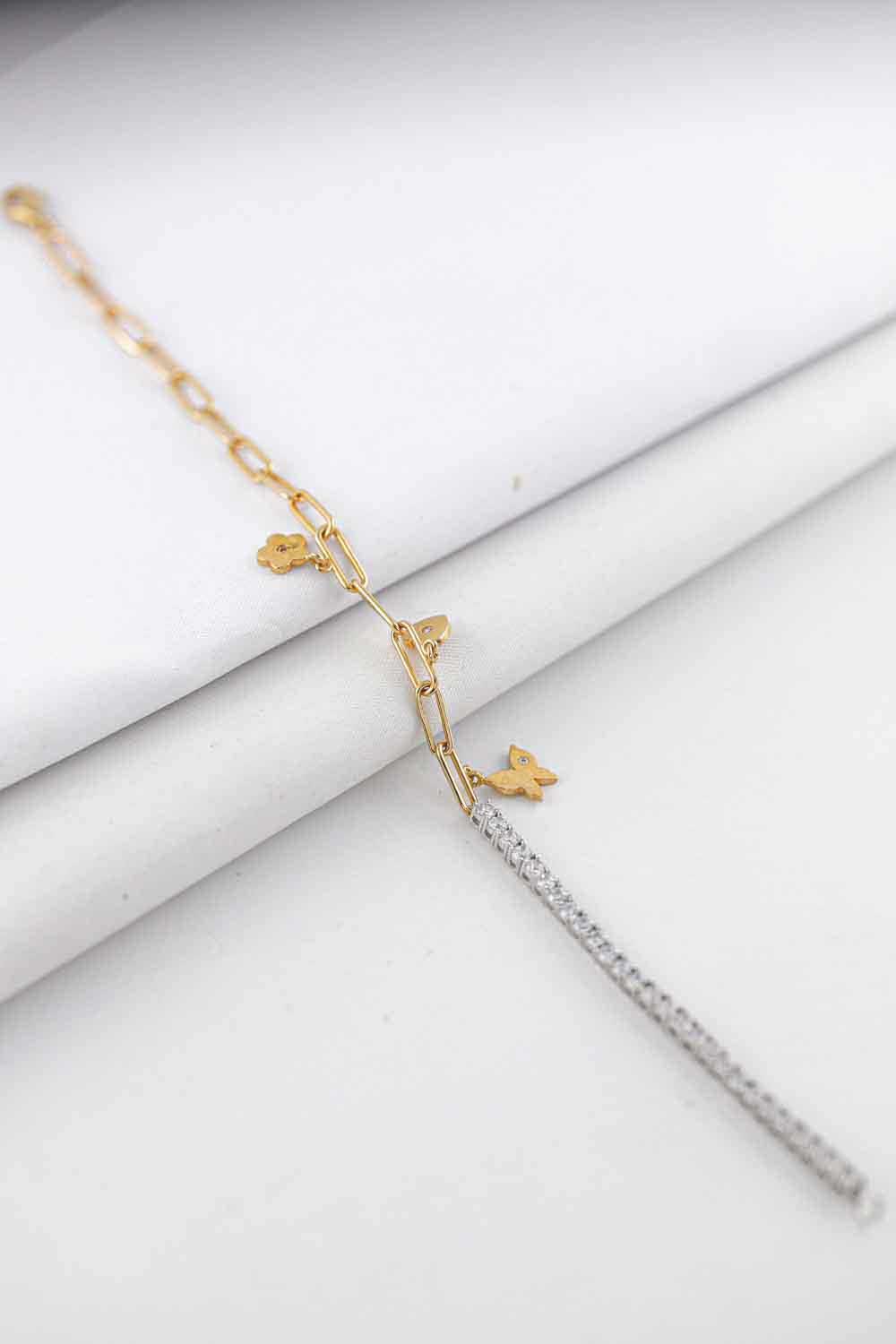 14 Ayar Altın  Yarısı Taşlı Yarısı Zincir  Kelebek Kalp Çiçek Figürlü Bileklik