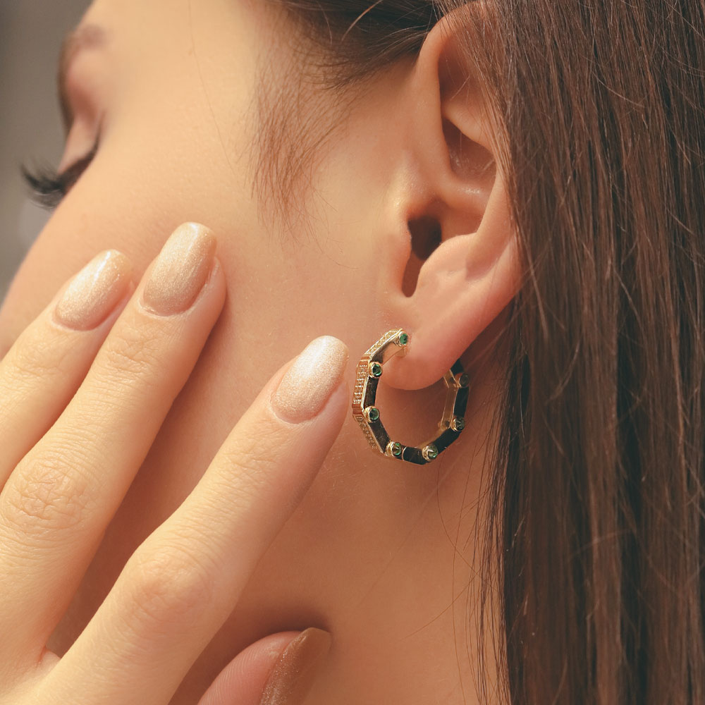 14 Ayar Altın Yeşil Taş Detaylı Fantezi Halka Küpe