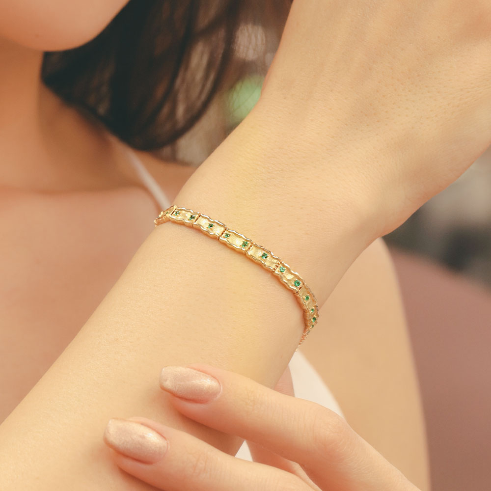 14 Ayar Altın Yeşil Taşlı İnce Bileklik