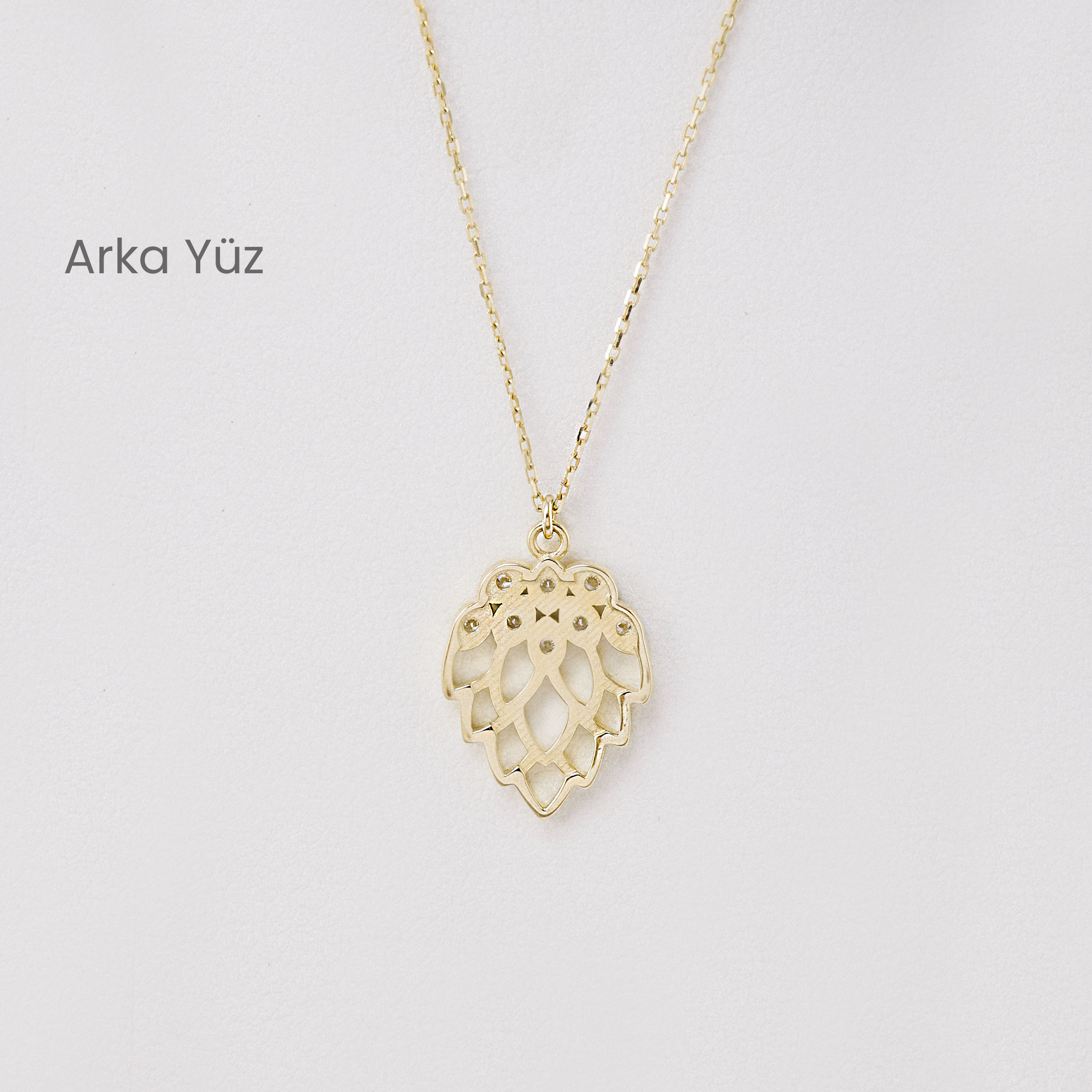14 Ayar Altın Zirkon Taşlı Üzüm Salkımı Taşlı Kolye