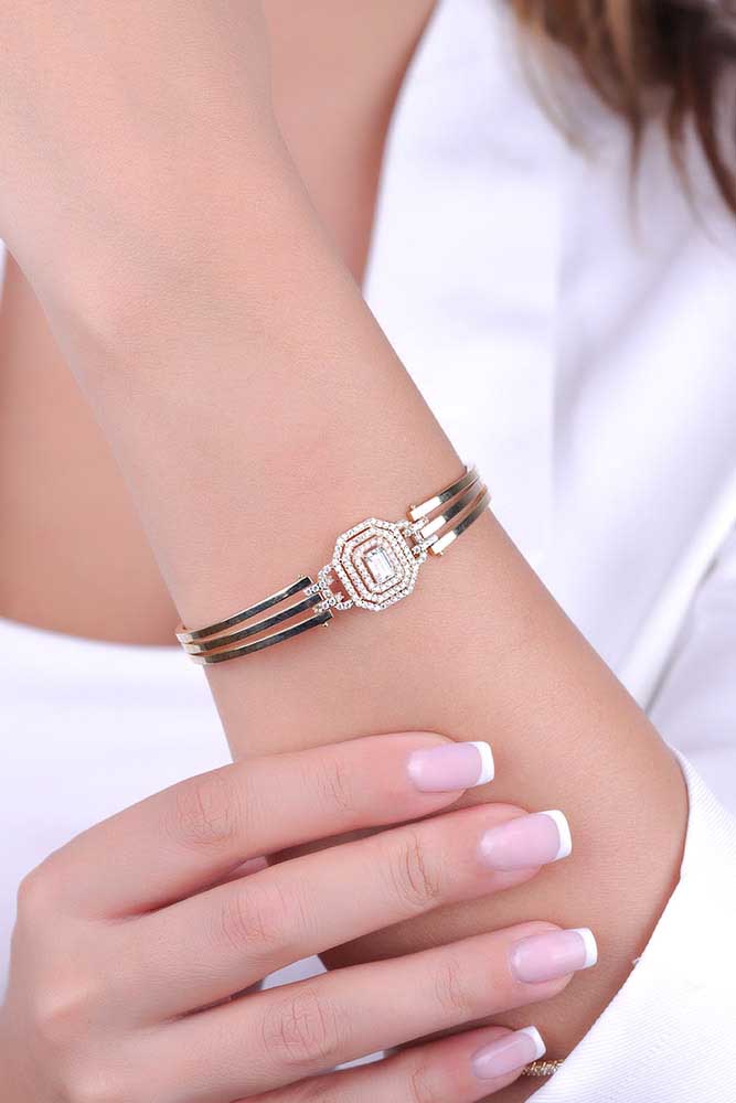 Baget Taşlı Bileklik 14 Ayar Baget Kelepçe Bileklik