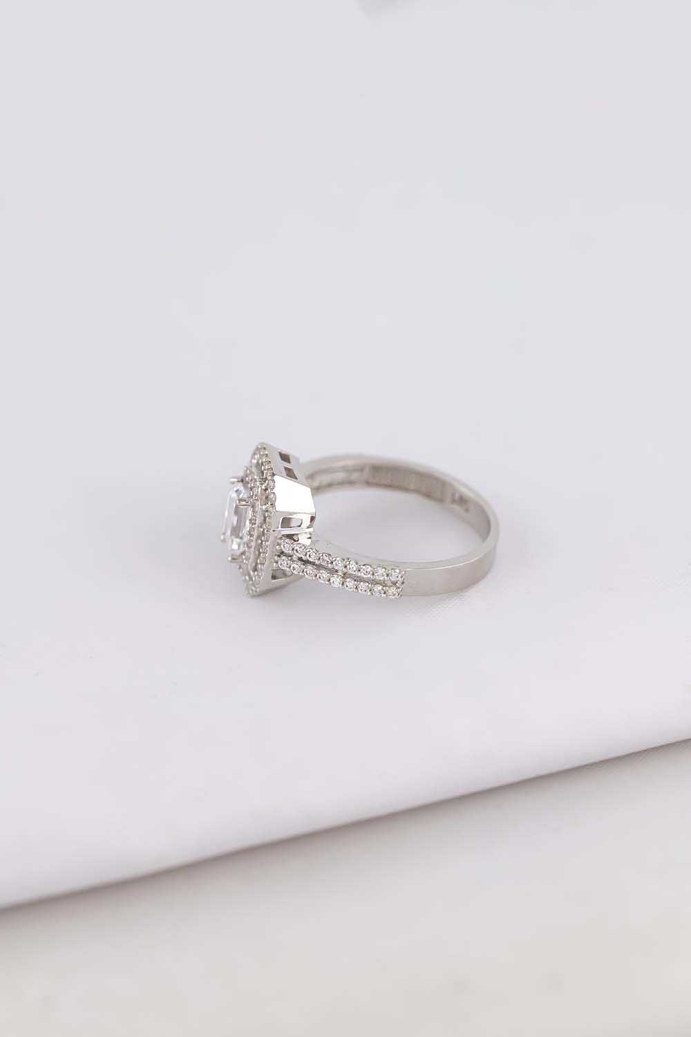 Baget Yüzükler 14 Ayar Beyaz Altın Baget Yüzük