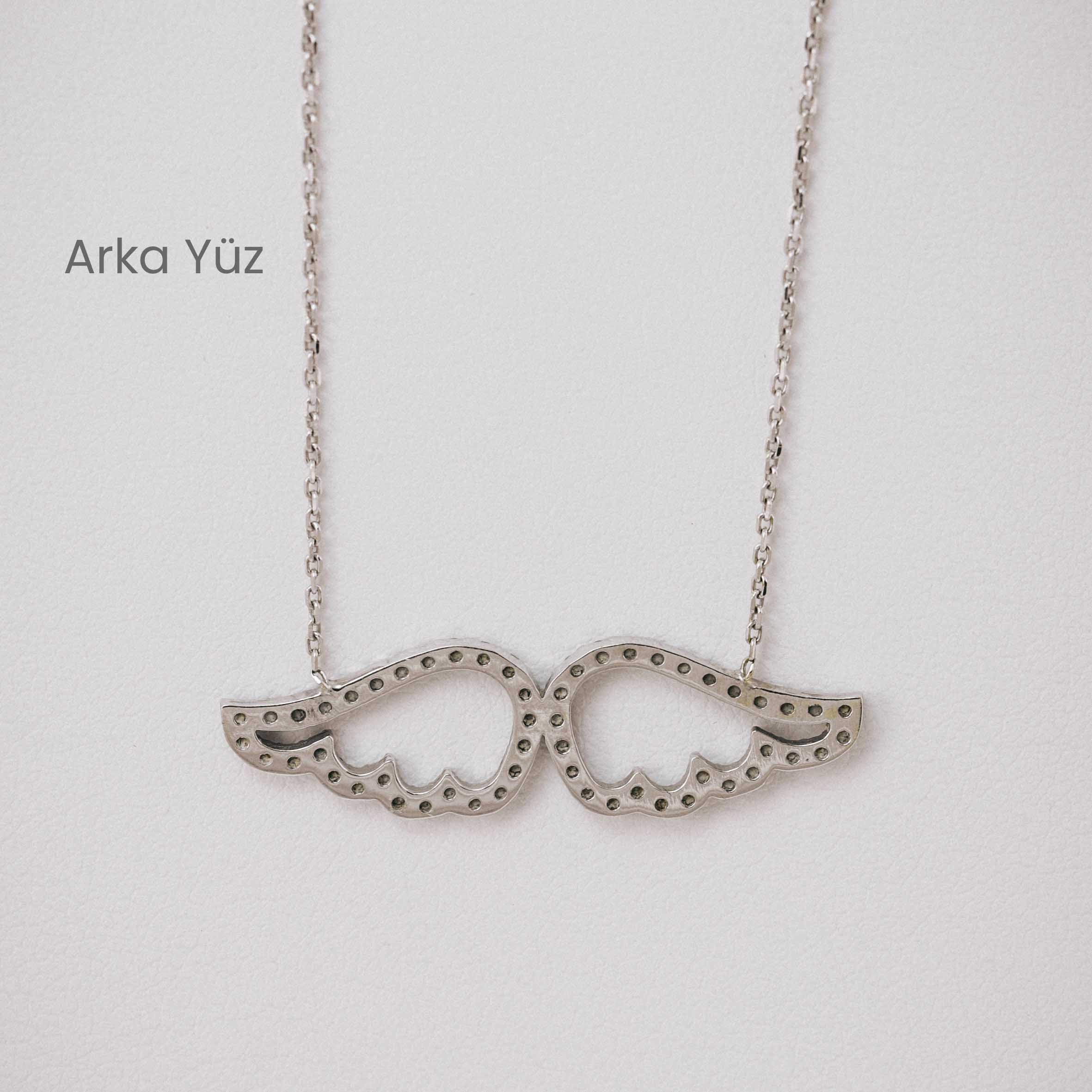 14 Ayar Beyaz Altın Taşlı Melek Kanadı Kolye