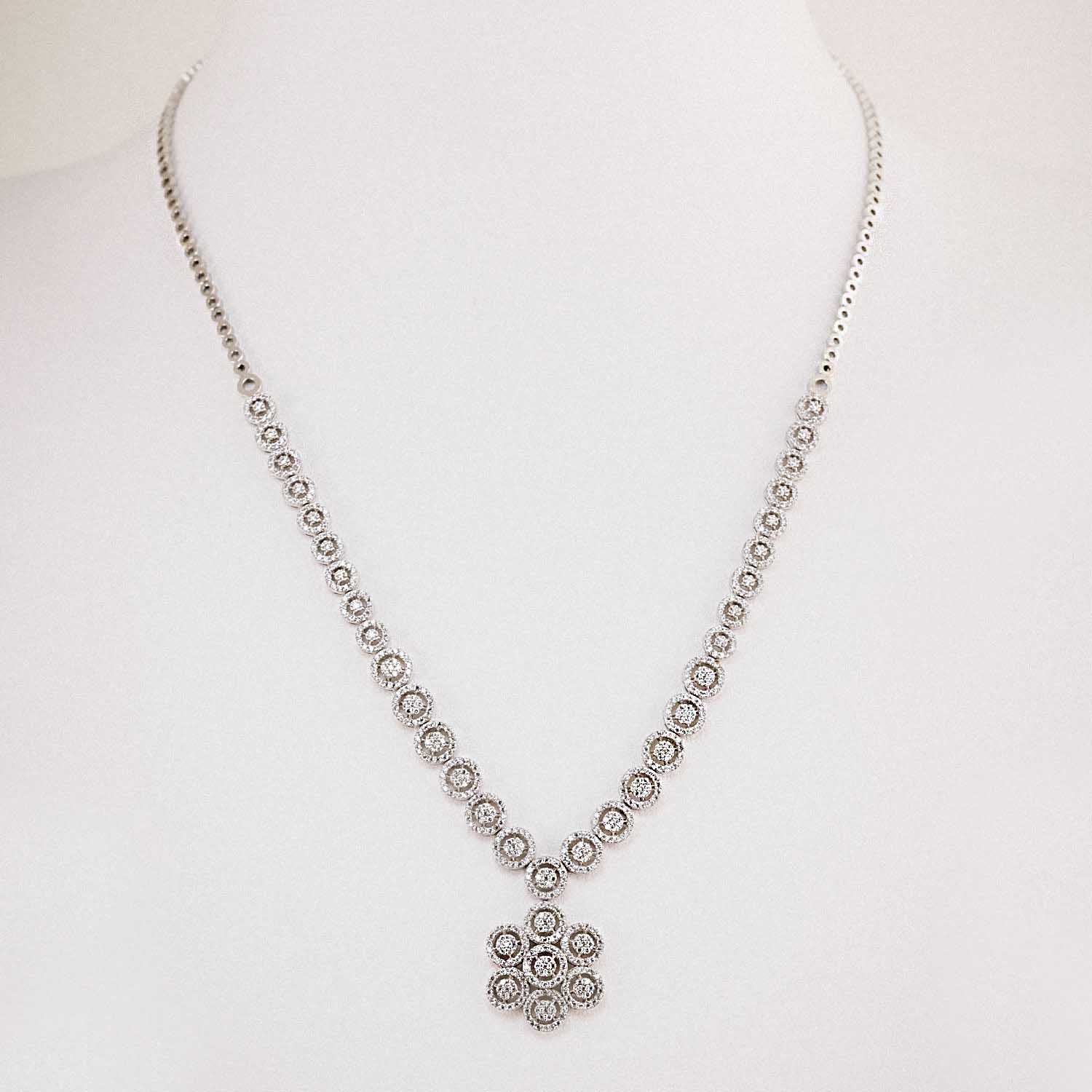 14 Ayar Çiçek Figürü Set Gerdanlığı