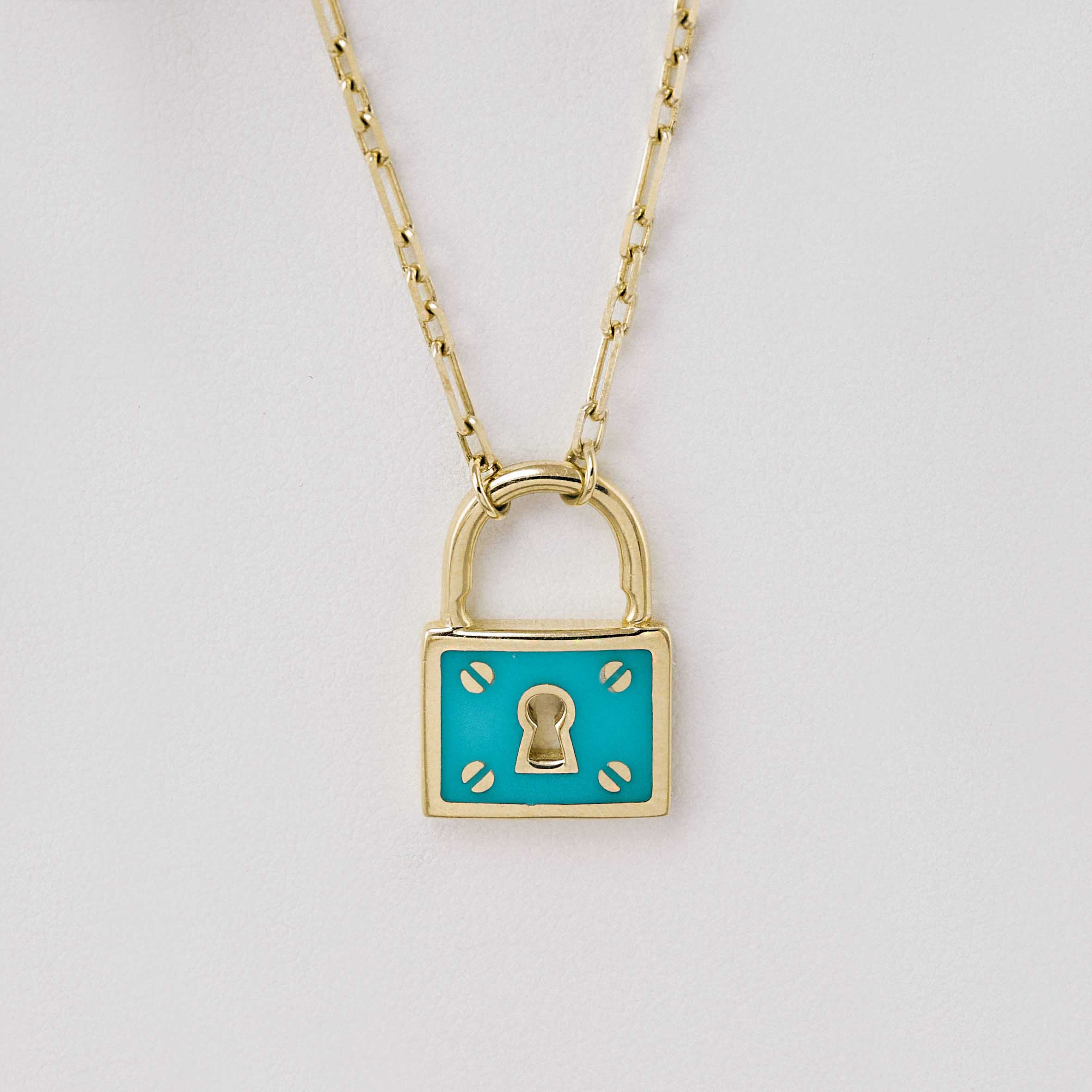 14 Ayar Çift Taraflı Mineli Kilit Kolye