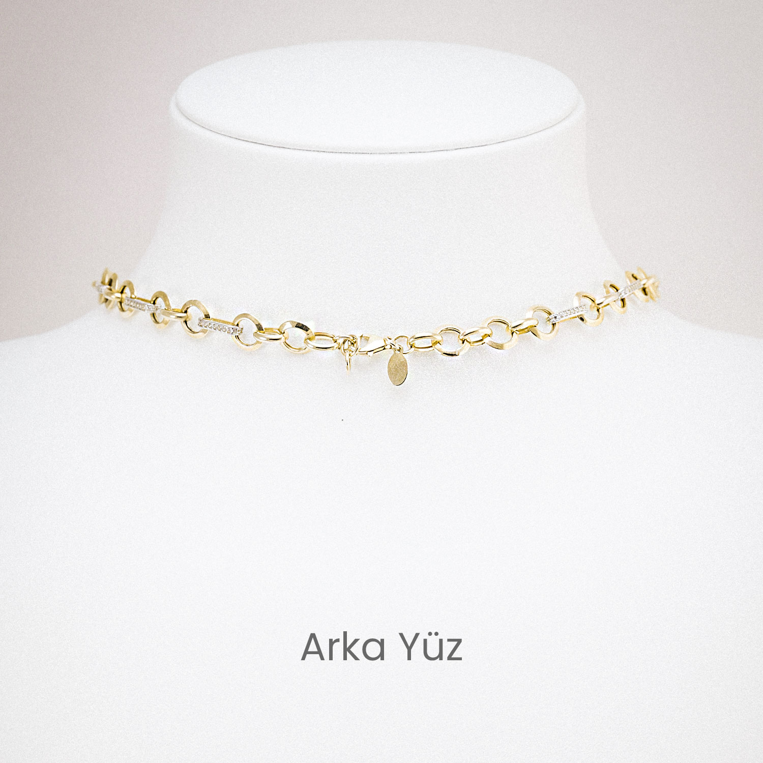 14 Ayar Nazar Boncuklu ve Yıldız Uçlu Altın Kolye