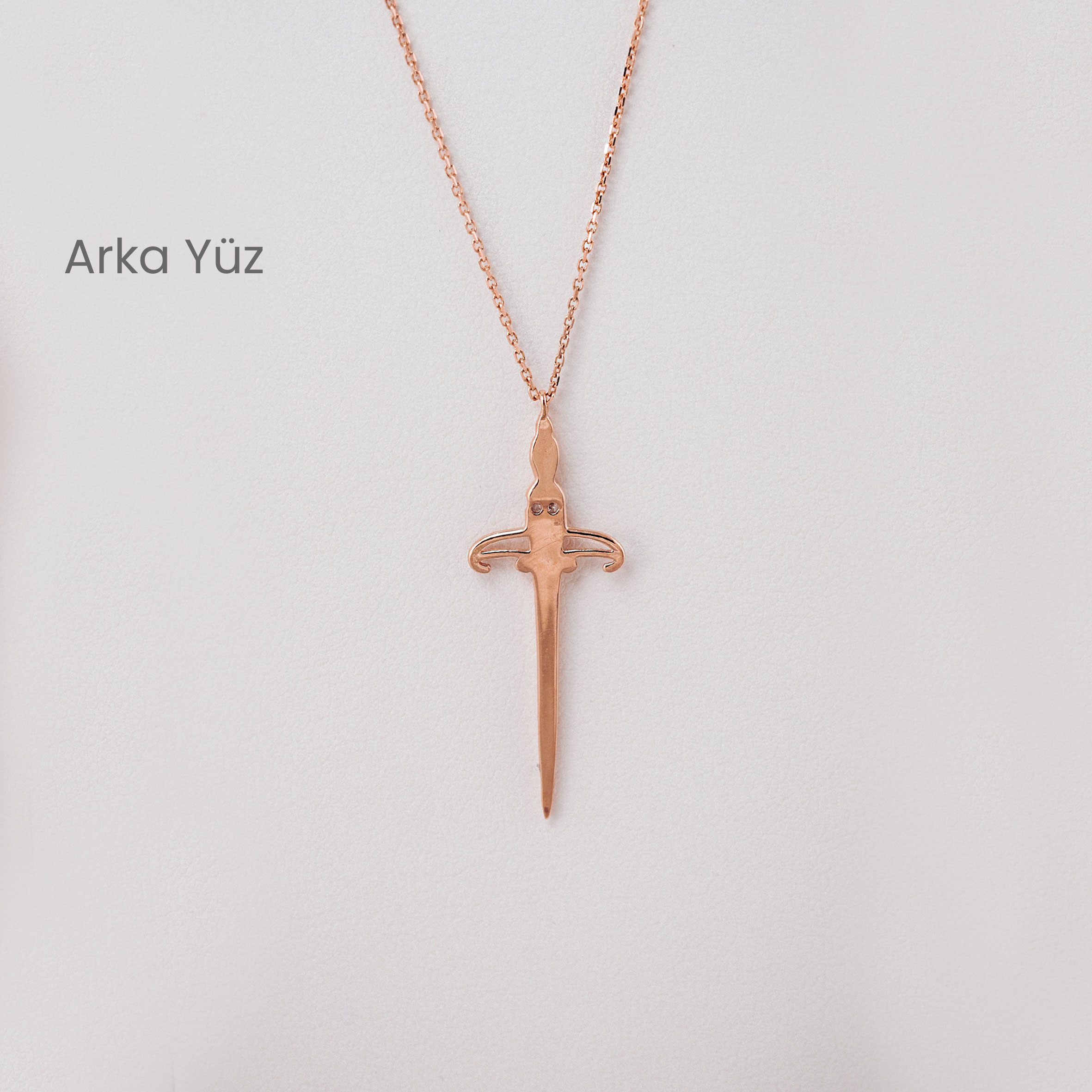 14 Ayar Rose Altın Kılıç Kolye 