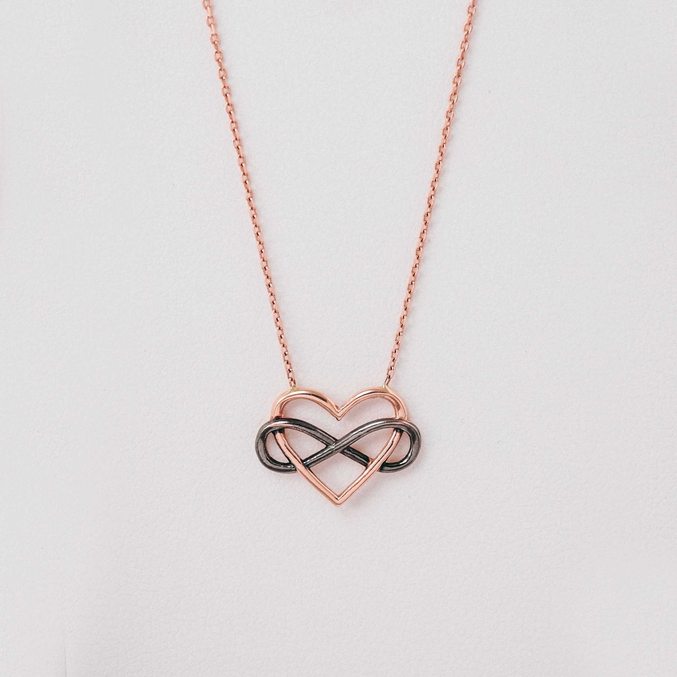 14 Ayar Rose Altın Sonsuzluk Figürlü Kalp Kolye