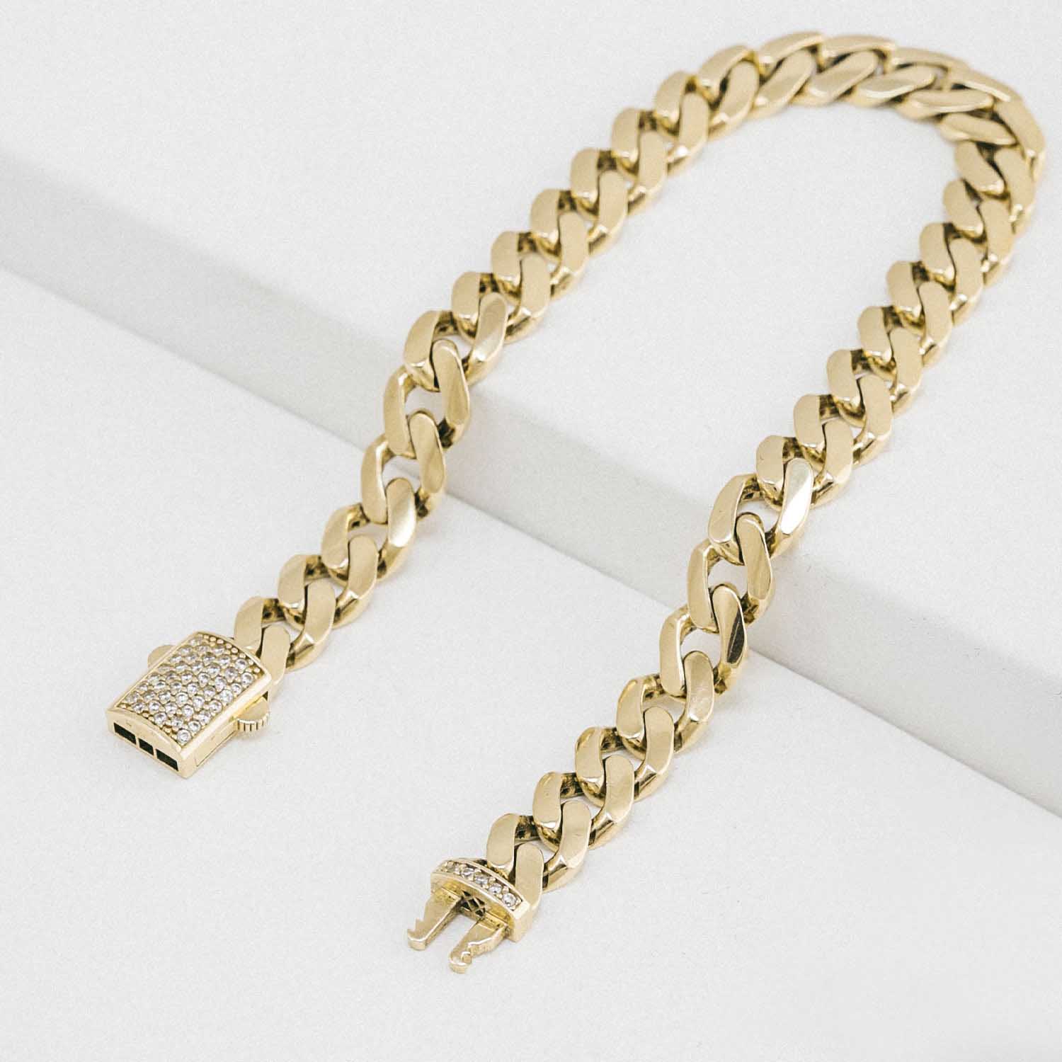 14 Ayar Taş Detaylı Gurmet Bileklik