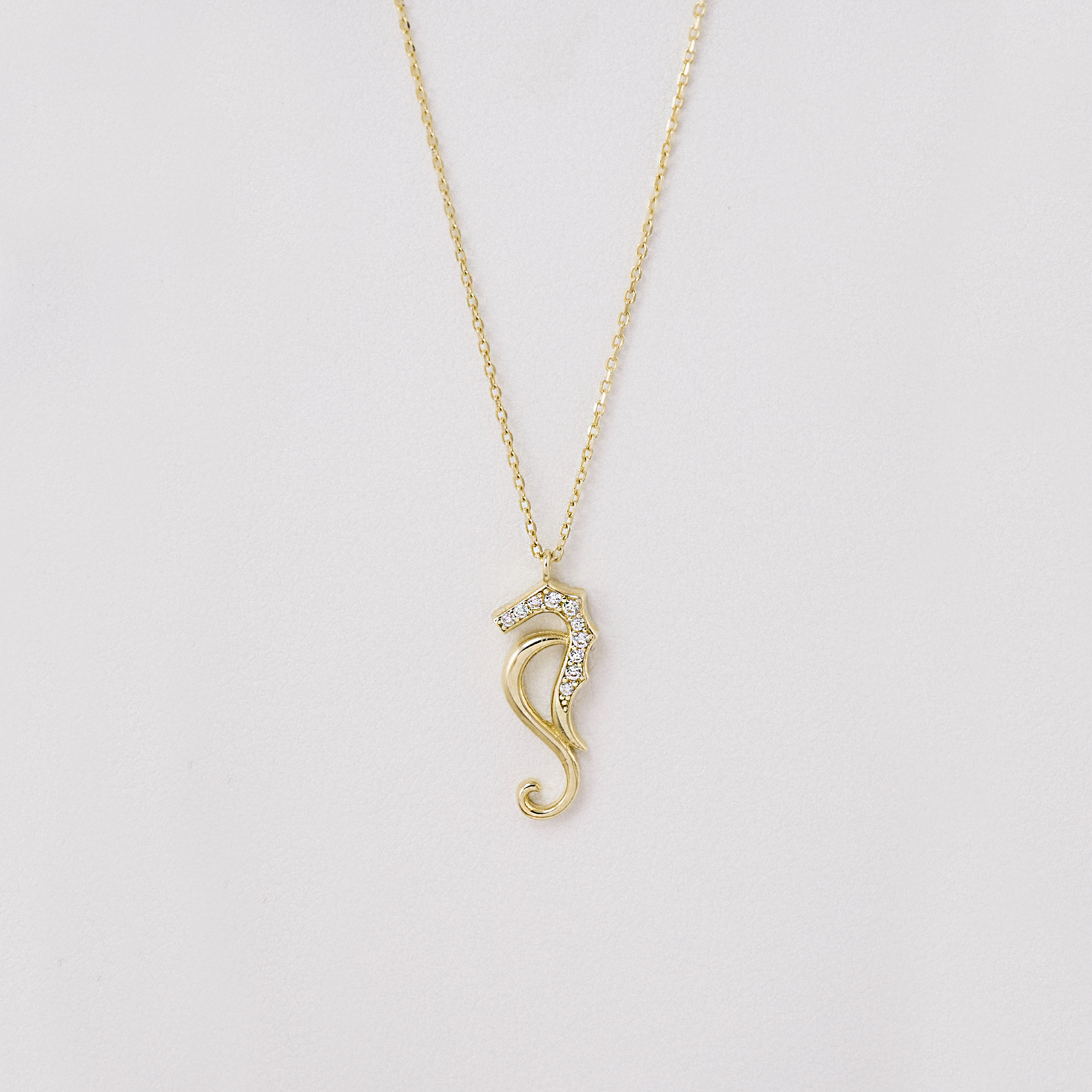 14 Ayar Zirkon Taşlı Denizatı Kolye