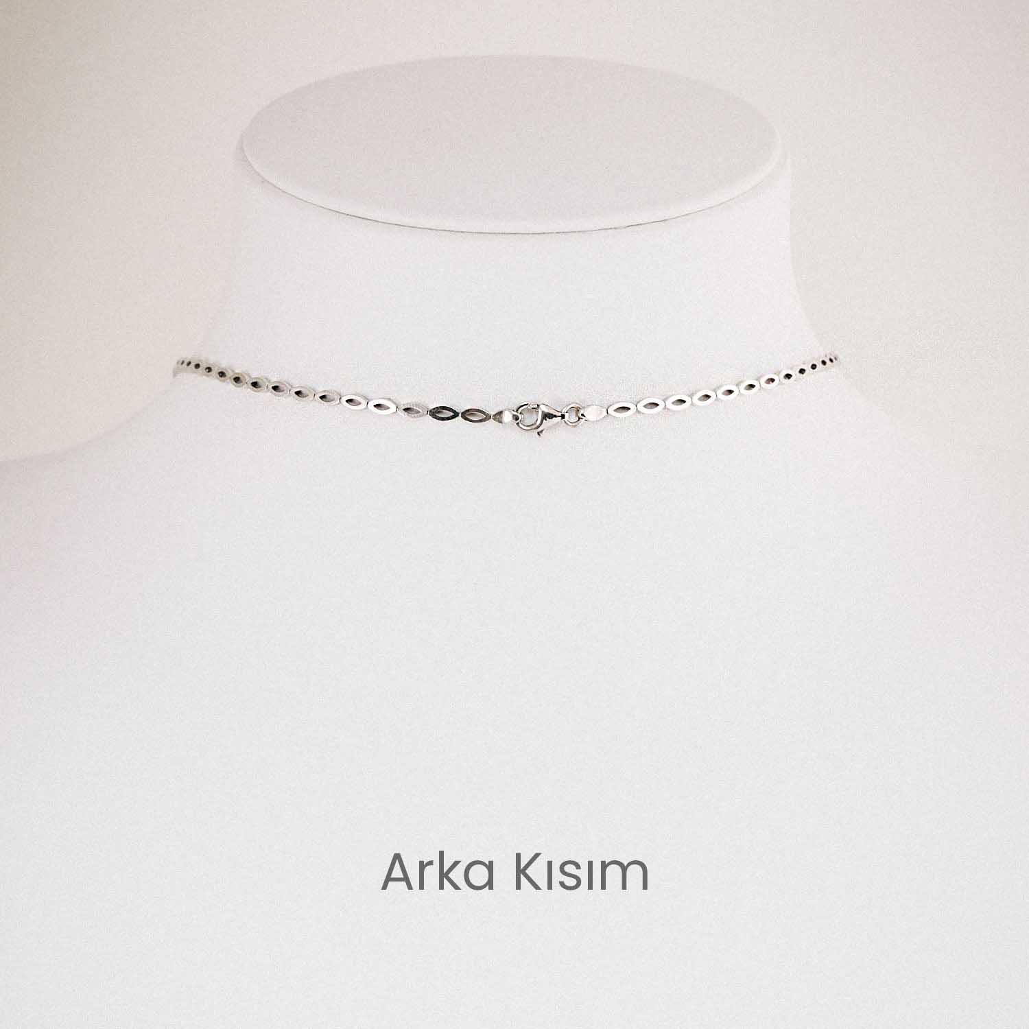 14 Ayar Zirkon Taşlı Sıralı Bagetli Set Gerdanlığı