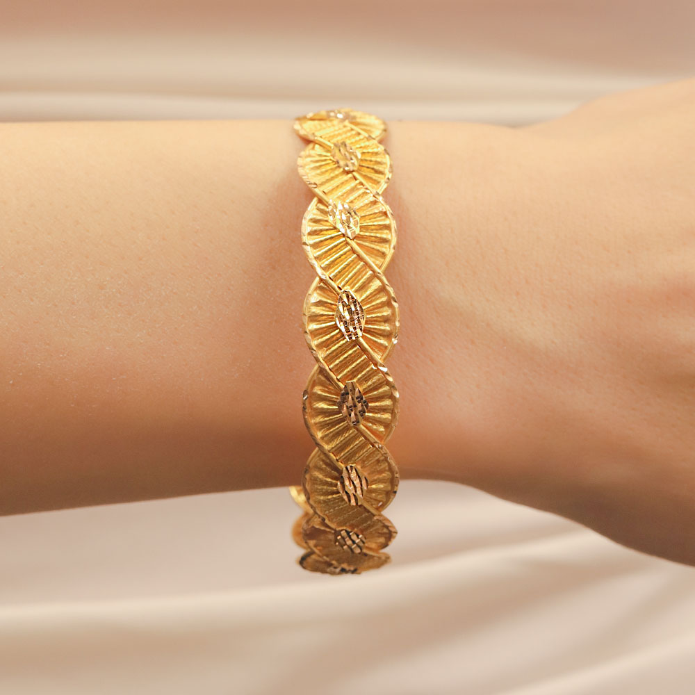 22 Ayar Altın Badem Fiyonk Bilezik