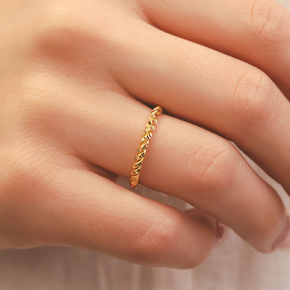 22 Ayar Altın Burgu Yüzük