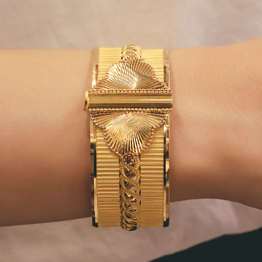 22 Ayar Altın Fantezi Kabartmalı Kelepçe Bilezik