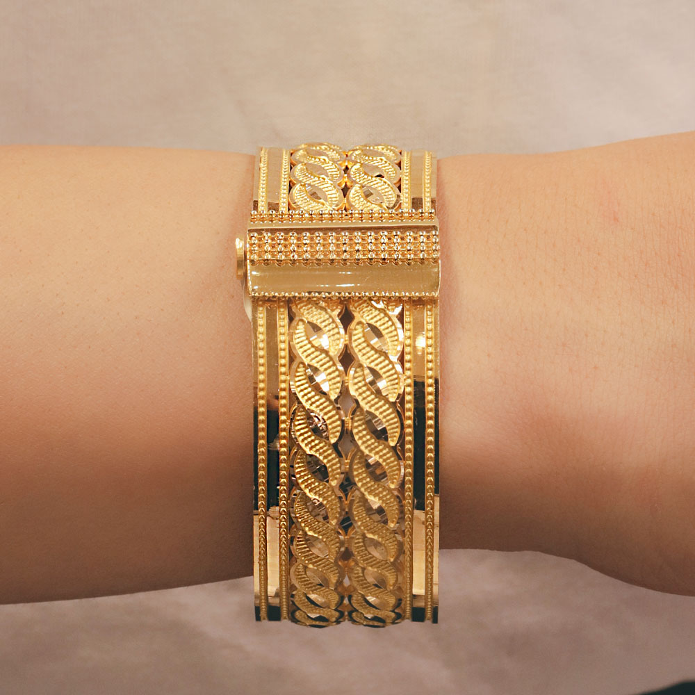 22 Ayar Altın Halat Motifli Kelepçe Bilezik