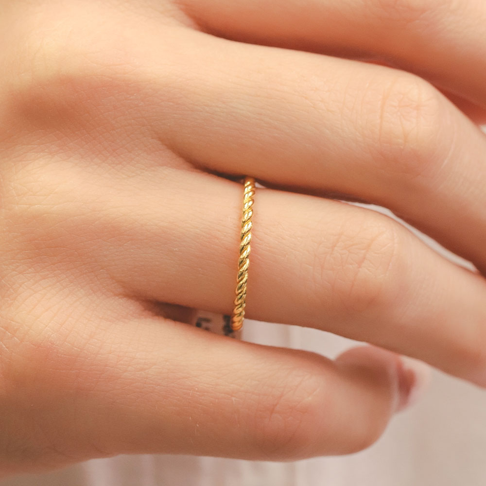 22 Ayar Altın İnce Burgu Yüzük 