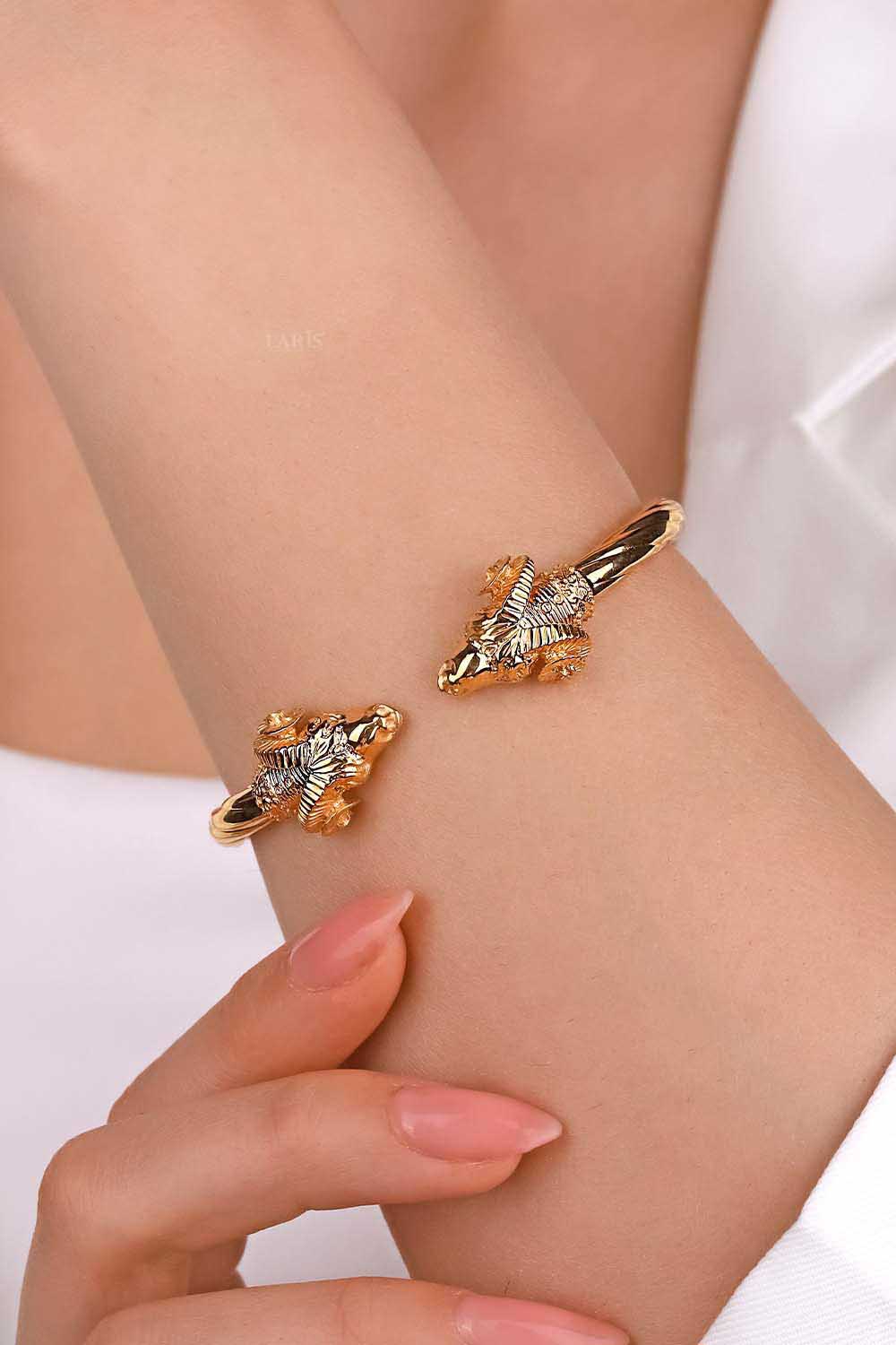 22 Ayar Bileklik ve Kelepçe 22 Ayar Altın Koç Başı Bilezik