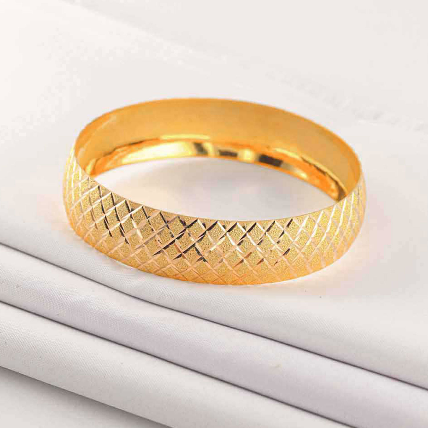 22 Ayar Altın Bilezik 22 Ayar Altın Lazerli Kristal Baklava Bilezik