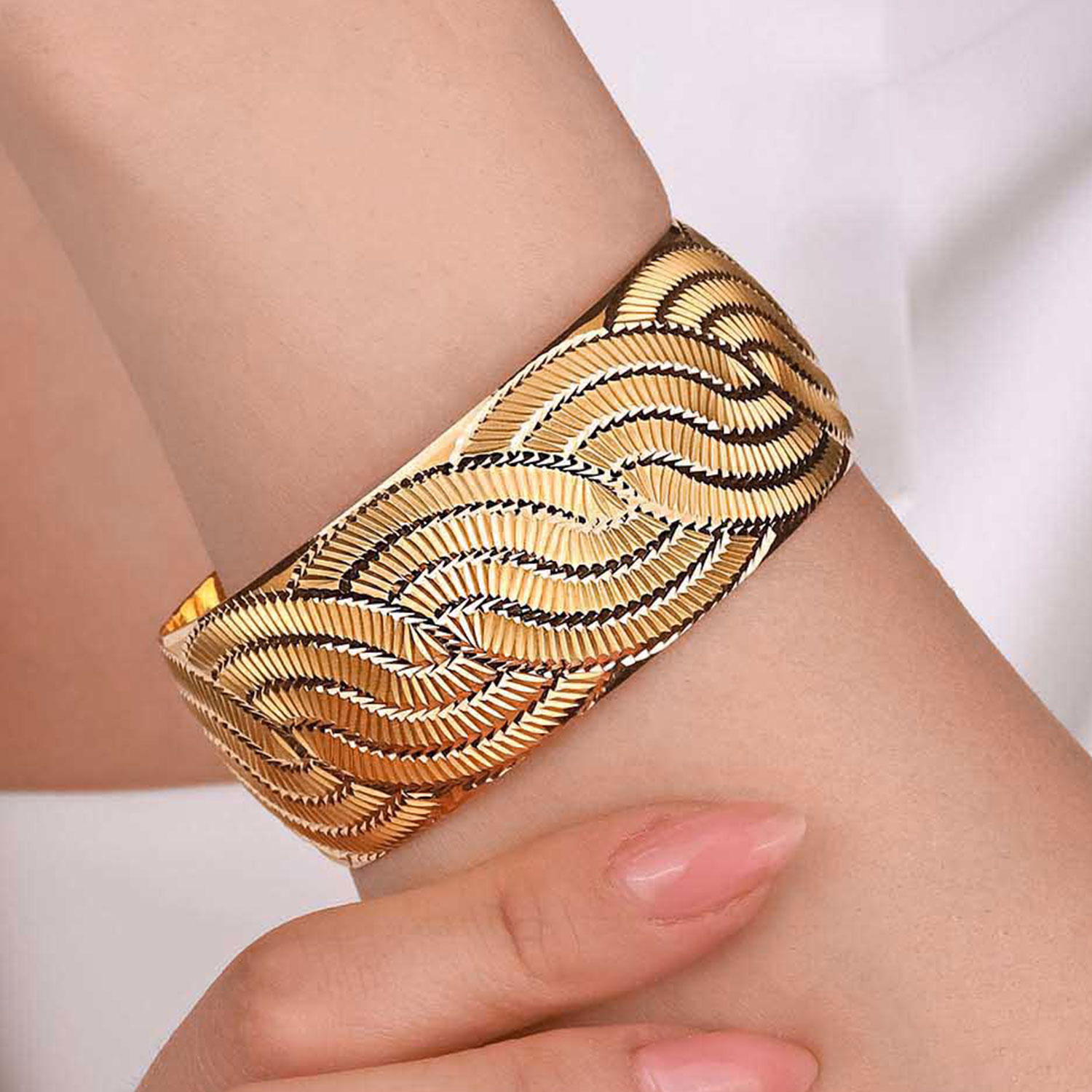 22 Ayar Altın Bilezik 22 Ayar Altın Mega Bilezik