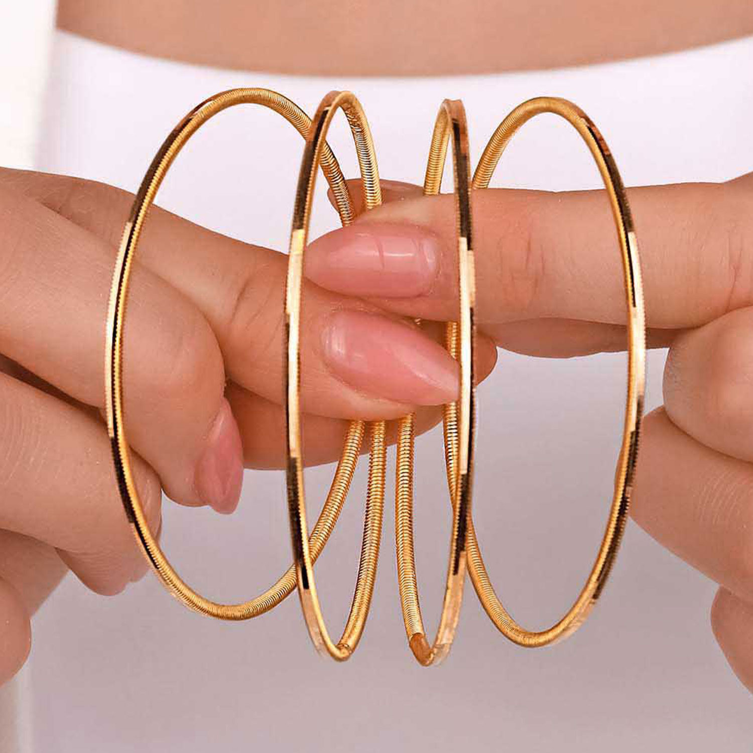 22 Ayar Altın Oluklu Ajda Bilezik