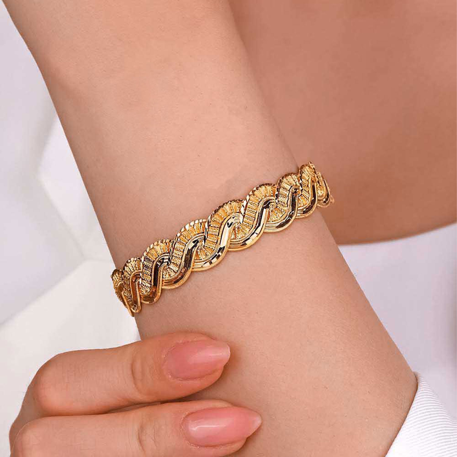 22 Ayar Altın Saç Örgü Bilezik