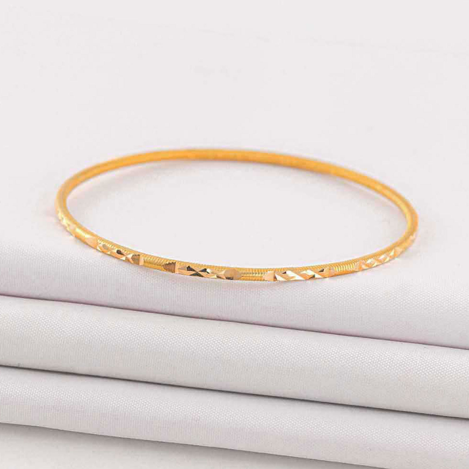 22 Ayar Altın Yıldızlı Ajda Bilezik