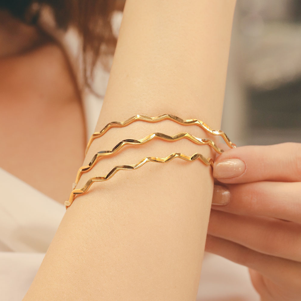 22 Ayar Altın Zikzak Bilezik