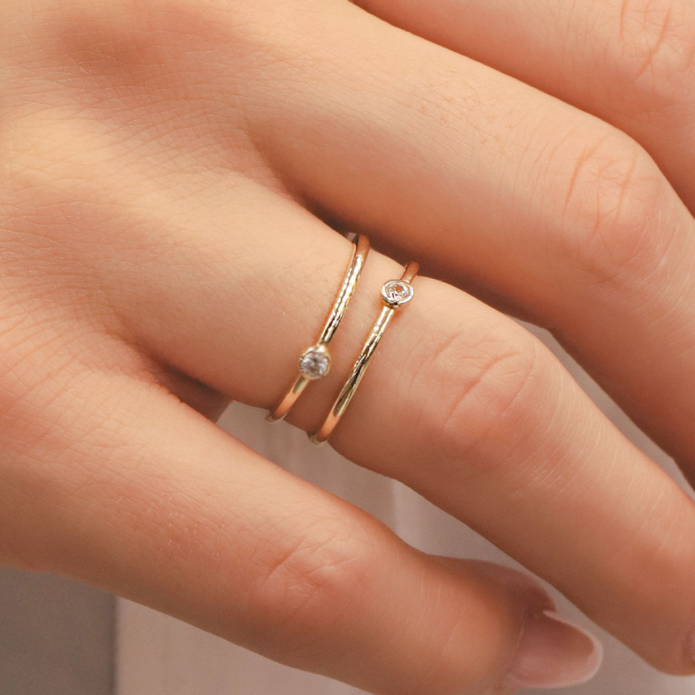 Piano Yüzük Çift Kollu Taş Detaylı Minimal Yüzük